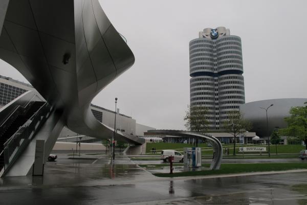 Monachium BMW 1.jpg
