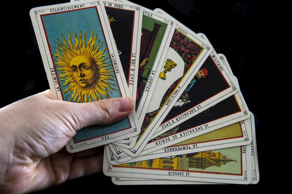 tarot-4579147.jpg