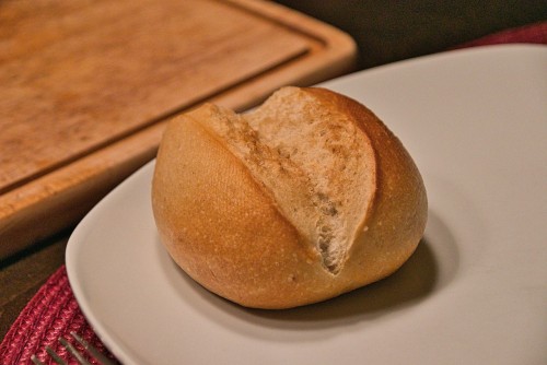 bread-6037654.thumb.jpg.e545f9cb4c776f201a454d5a5e11c328.jpg
